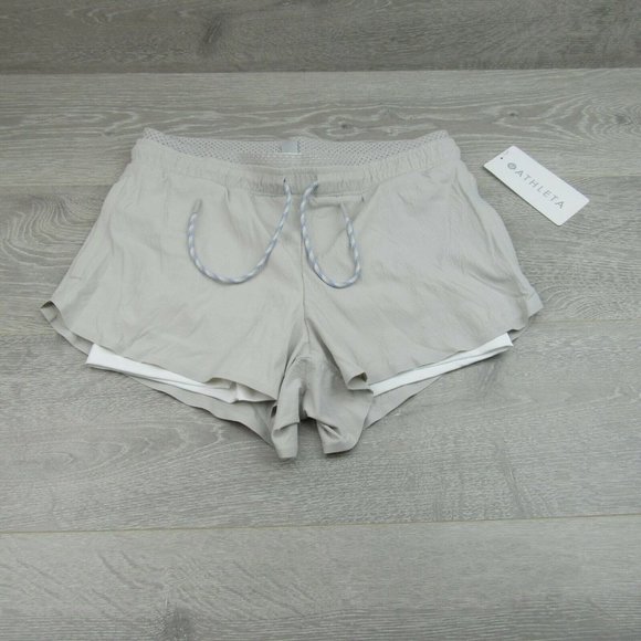 Athleta Trekkie Crest 2 in 1 Shortie Womens Size 12 Shorts Birch Grey NEW - Picture 2 of 9